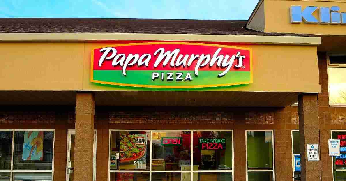 Is Papa Murphy's Gluten-Free? An image of Papa Murphy's building